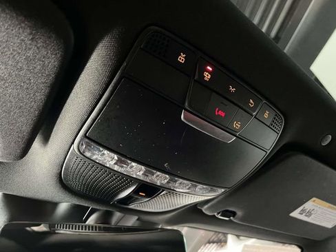 Certified 2022 Mercedes-Benz GLC 43 AMG 4MATIC image 31