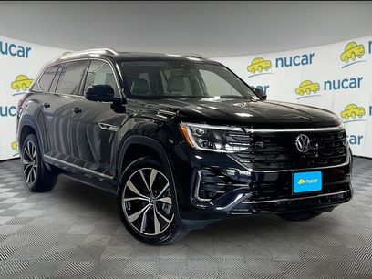 Used 2024 Volkswagen Atlas SEL Premium R-Line