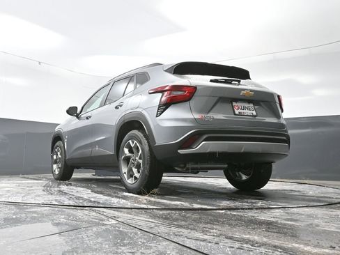 New 2026 Chevrolet Trax LT image 48
