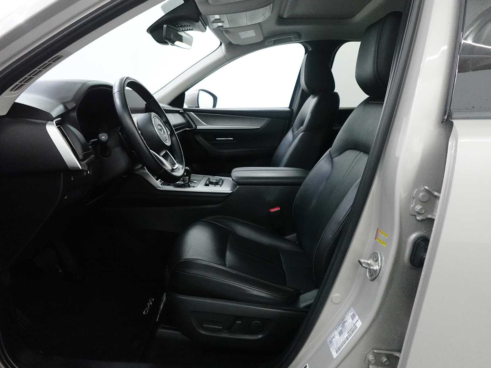Used 2024 MAZDA CX-90 Plug-In Hybrid w/ Preferred AWD/4WD image 12