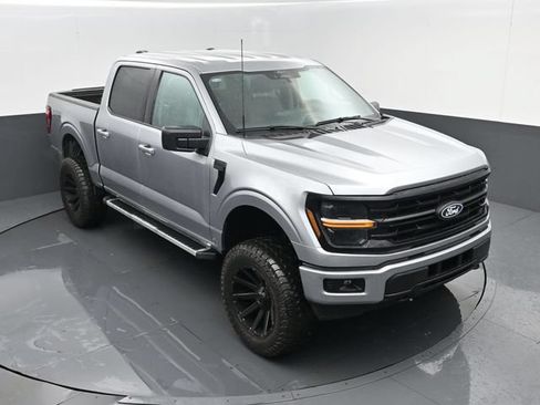 Used 2025 Ford F150 XLT w/ Equipment Group 301A Standard AWD/4WD image 17