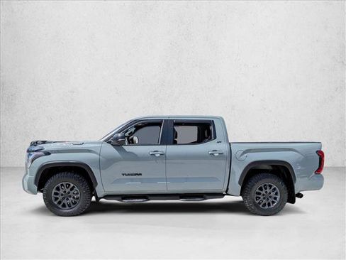 Used 2026 Toyota Tundra SR5 w/ SR5 Premium Package AWD/4WD image 9