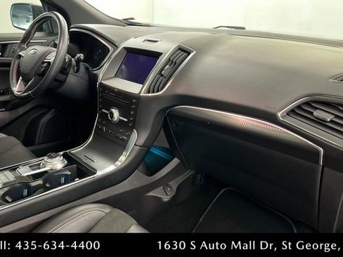 Used 2019 Ford Edge ST image 24