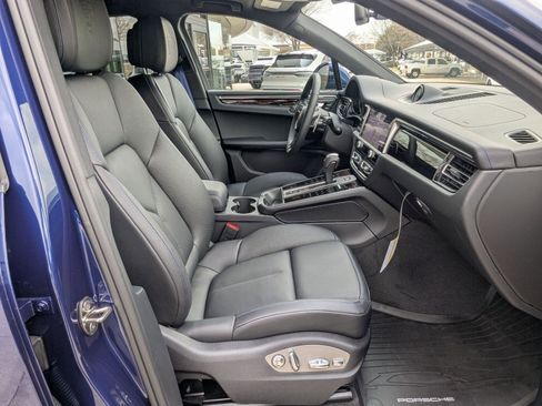 New 2026 Porsche Macan AWD/4WD image 25