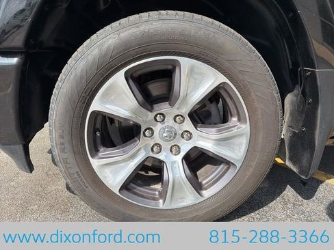 Used 2019 RAM 1500 Laramie AWD/4WD image 29