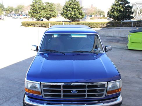 Used 1993 Ford Bronco Eddie Bauer image 21