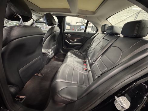 Used 2017 Mercedes-Benz C 300 4MATIC Sedan image 21