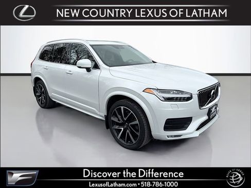 Used 2021 Volvo XC90 T6 Momentum w/ Climate Package image 1