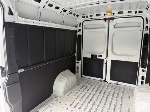 Used 2023 RAM ProMaster 2500 FWD image 24