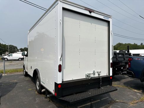 New 2025 Chevrolet Express 3500 w/ Power Convenience Package image 2