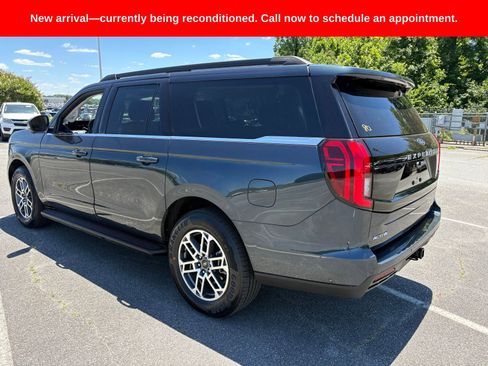 Used 2025 Ford Expedition Max Active RWD image 5