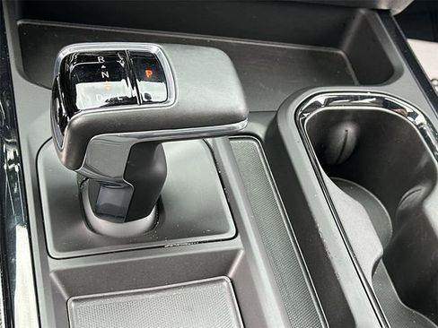 Certified 2023 Chevrolet Silverado 1500 ZR2 w/ Technology Package AWD/4WD image 16