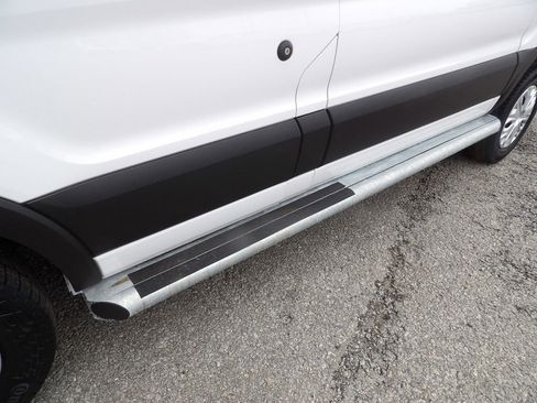 Used 2024 Ford Transit 250 w/ Exterior Upgrade Package image 38