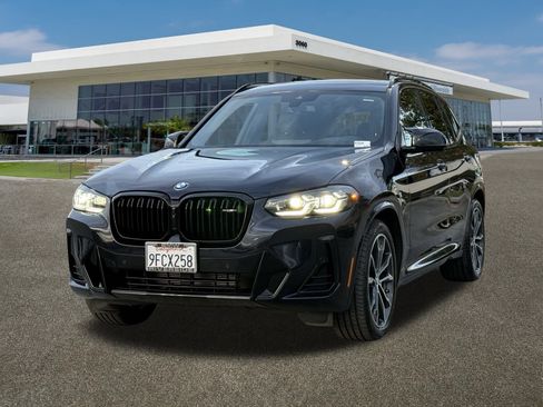 Certified 2023 BMW X3 M40i w/ Premium Package image 4