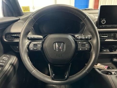 Certified 2025 Honda HR-V Sport image 17