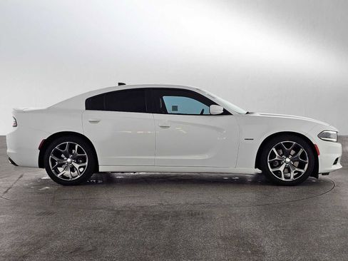 Used 2015 Dodge Charger R/T w/ Plus Group image 2