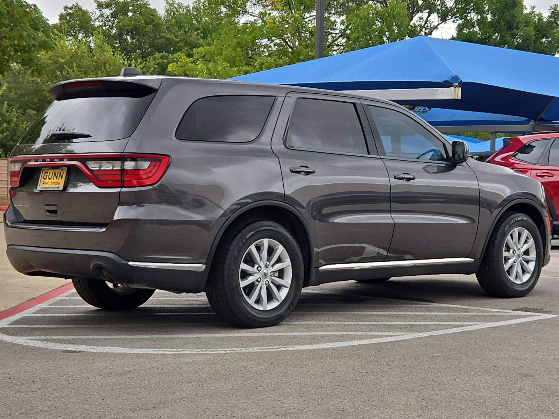 Used 2021 Dodge Durango SXT w/ 3rd Row Seating Group RWD image 3