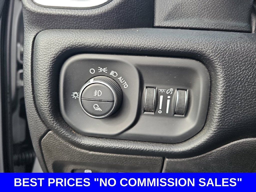 Used 2019 RAM 1500 Laramie AWD/4WD image 25