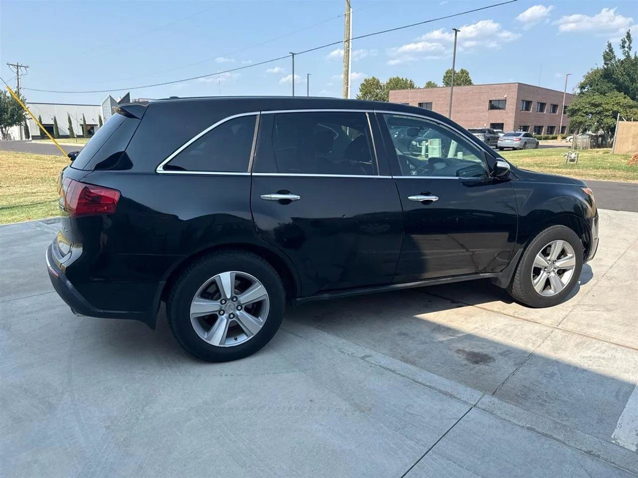 Used 2012 Acura MDX w/ Tech & Entertainment Pkg AWD/4WD image 9