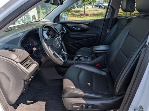 Used 2023 GMC Terrain SLT AWD/4WD image 13