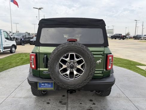 Certified 2023 Ford Bronco Badlands image 5