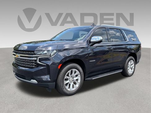Used 2023 Chevrolet Tahoe Premier RWD image 1