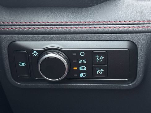 Certified 2024 Ford Mustang Premium image 21