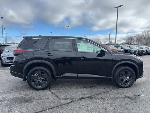 New 2026 Nissan Rogue SV AWD/4WD image 4