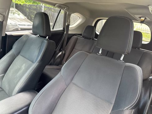 Used 2015 Toyota RAV4 XLE AWD/4WD image 11