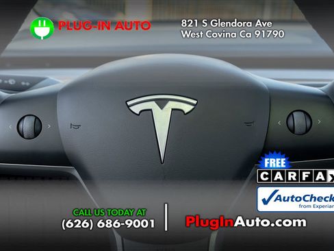 Used 2023 Tesla Model 3 Standard Range image 18