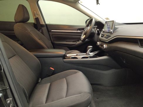 Used 2021 Nissan Altima 2.5 SV image 21