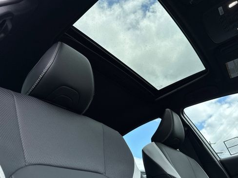 New 2026 Toyota Camry SE FWD image 18