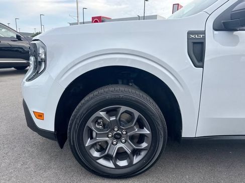 Used 2025 Ford Maverick XLT w/ Equipment Group 302A AWD/4WD image 10