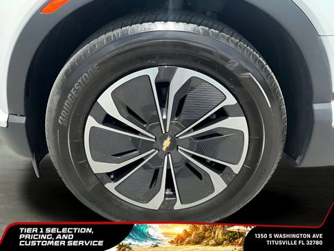 Used 2024 Chevrolet Blazer EV LT AWD/4WD image 45