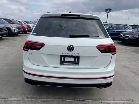 Used 2024 Volkswagen Tiguan SE R-Line FWD image 7