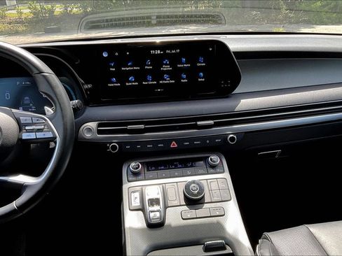 Used 2024 Hyundai Palisade SEL FWD image 11