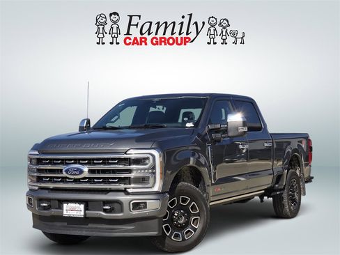 Used 2024 Ford F250 Platinum image 1