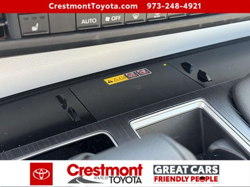 Certified 2025 Toyota Sienna XLE AWD/4WD image 28