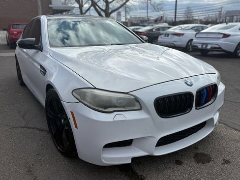 Used 2016 BMW M5 RWD image 3