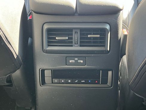 Used 2025 MAZDA CX-90 3.3 Turbo w/ Select Package image 19