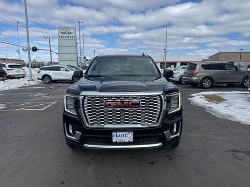 Used 2023 GMC Yukon Denali image 2