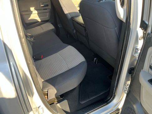 Used 2012 RAM 1500 Classic SLT AWD/4WD image 29