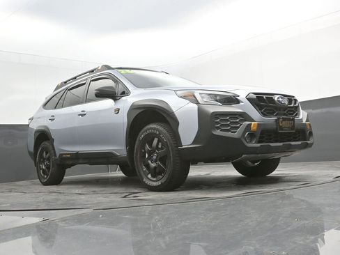 Used 2025 Subaru Outback Wilderness image 37