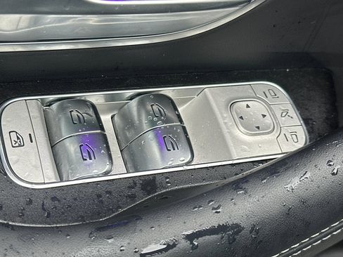 Used 2025 Mercedes-Benz GLE 63 AMG S image 11