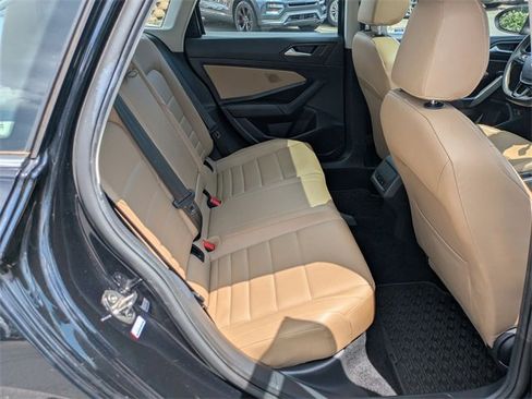 Used 2021 Volkswagen Jetta SEL image 28