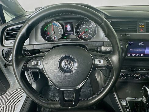 Used 2015 Volkswagen e-Golf SEL Premium FWD image 19