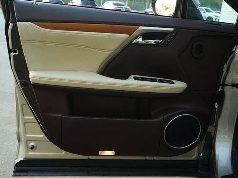 Used 2016 Lexus RX 450h AWD image 23