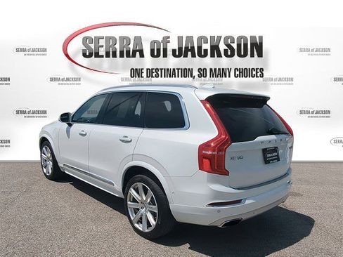 Used 2017 Volvo XC90 T8 Inscription w/ Vision Package AWD/4WD image 6