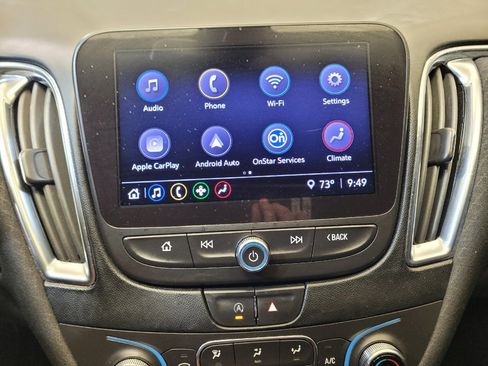 Used 2021 Chevrolet Malibu LT FWD image 25