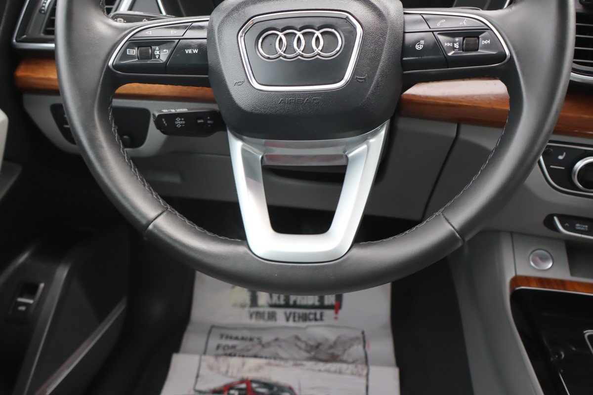 Used 2023 Audi Q5 2.0T Premium Plus AWD/4WD image 16